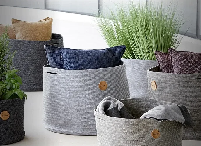 Must-Have Accessories for Your Luxury Outdoor Kitchen & Bar